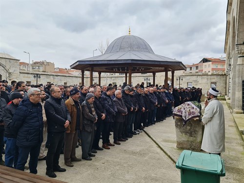 Valimiz Sayın Birol Ekici, cenaze törenine katıldı…